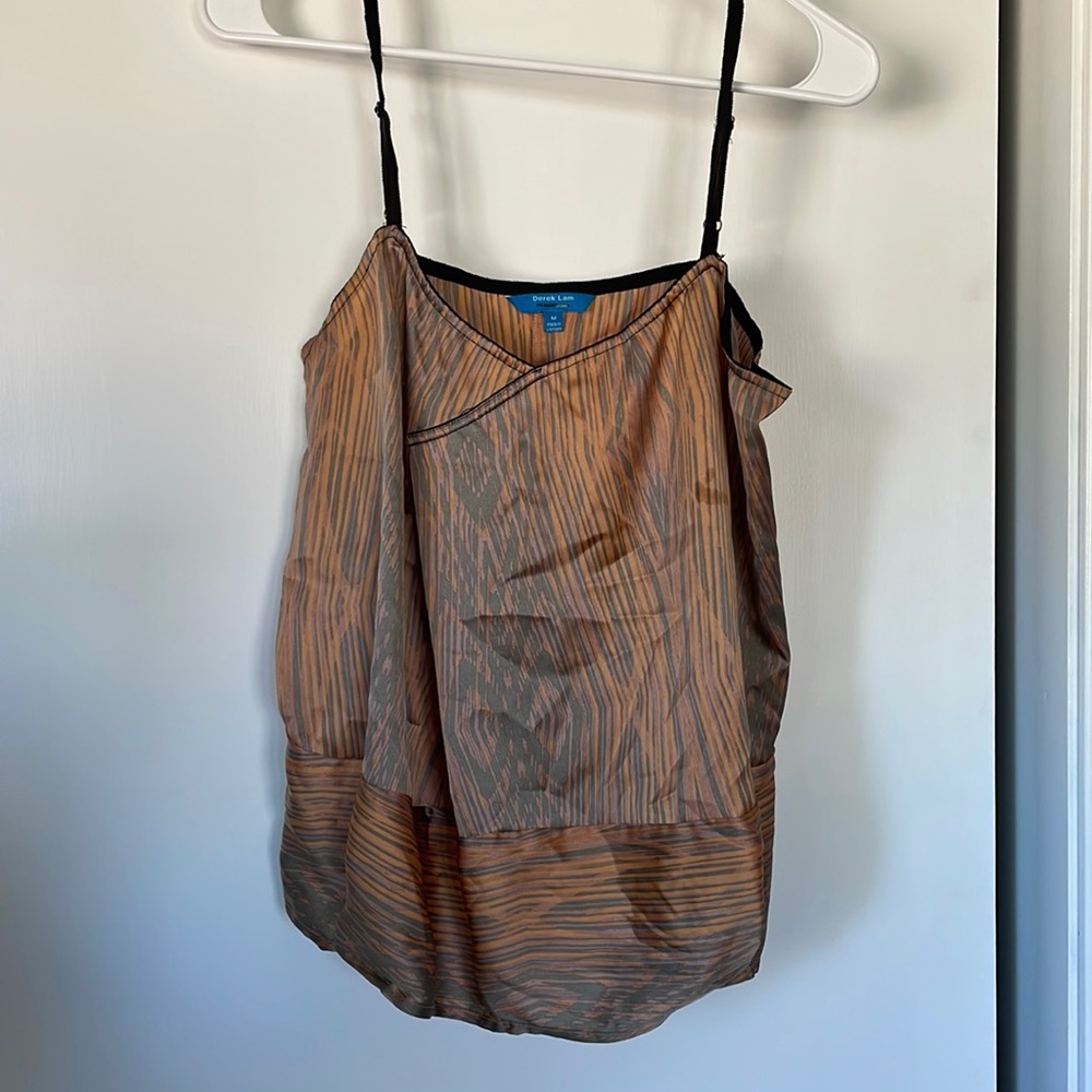 Size M tank.